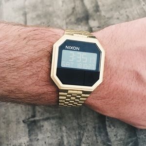 Nixon Re-run watch GOLD